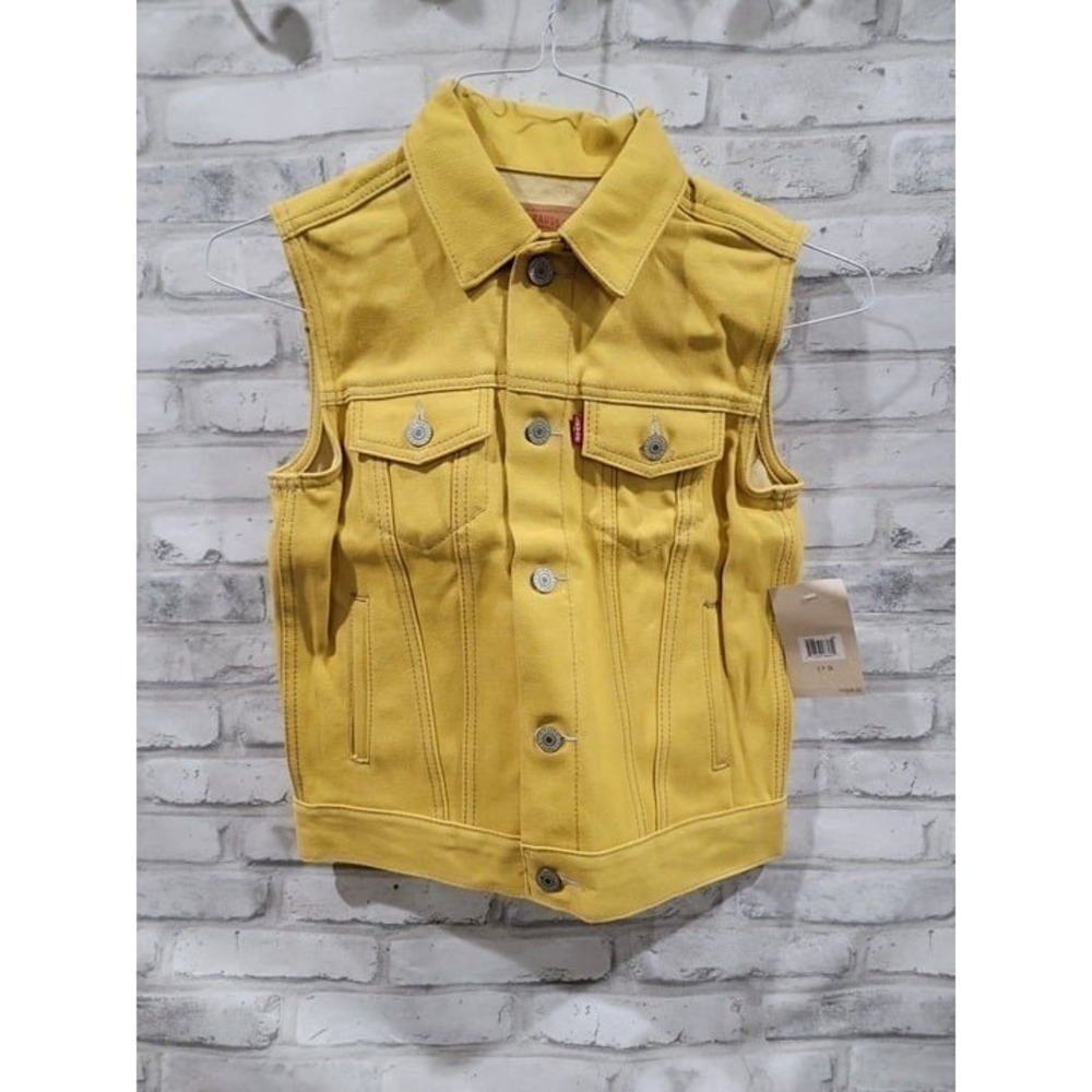 Denim Levi's Yellow Denim Button Up Vest Size Small NWT‎